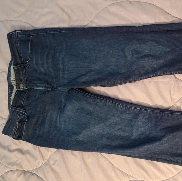 Old Navy Sculpt Jeans - Picture 2 of 3
